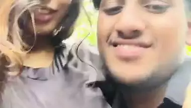 Malayali girl outdoor boob show viral latest MMS
