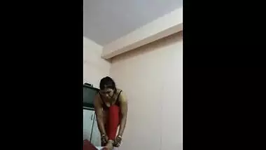 Indian sex clip of mature bhabhi exposed on demand