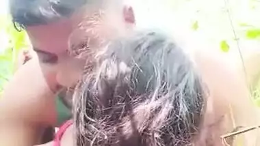Charusmita Girl Fucking In Jungle On Cam