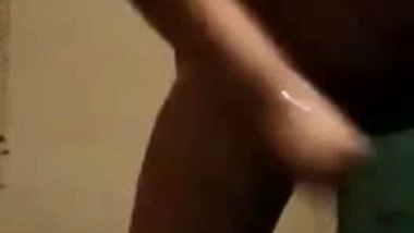 Bangladeshi unsatisfied Desi XXX wife fingering her fat pussy on cam