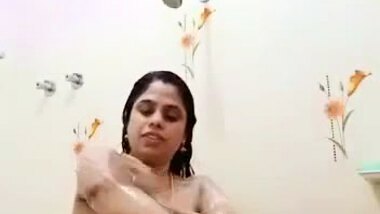 Malluhot aunty naked bath special video