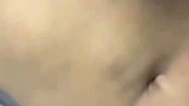 Indian Instagram influencer sowing big boobs MMS