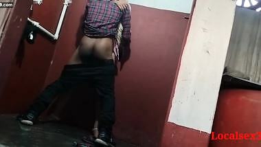 Village Wife Fuck in Bathroom Sex