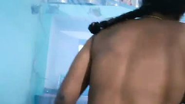 Village couple fucks in the net in desi fuck video