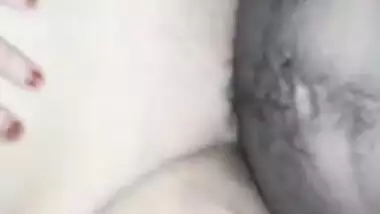 Young man is glad to fuck Desi woman and leak MMS video of XXX sex