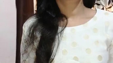 A Punjabi guy fills his stepmom’s pussy with cum