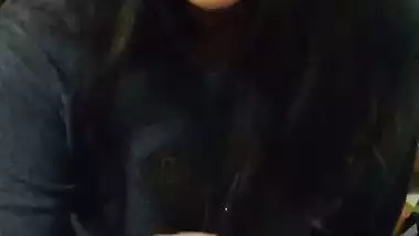 Beautiful GF shaking sex shaft of her BF