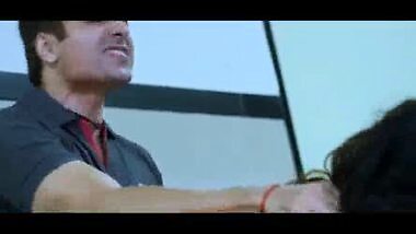 Ghapa Ghap in Class Room - Iqbal Khan - Priyal Gor