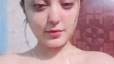 Cute hijab girl topless video making for lover