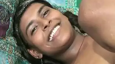 Indian teen sex video of horny teen boy and girl alone in the home