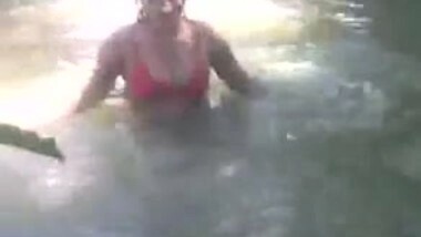 bangla girl rina bathing in pond