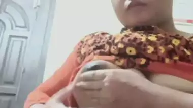 Short haired girl viral topless video call sex