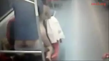 Girl Fucked in Delhi Metro Caught In CCTV