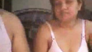 indian couple in cam