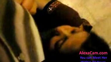 Hot And Homely Kannada Bhabhi Blowjob