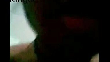 Desi girl Surcanshi rides a cock MMS video