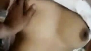 Indian Sexy Boobs Aunty allow to film her