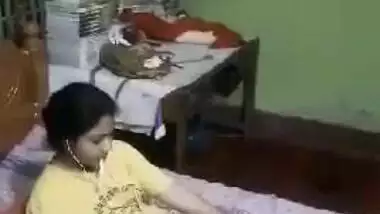 Desi Girl Showing Lover On Video Call Neighbour Guys Recorded Her