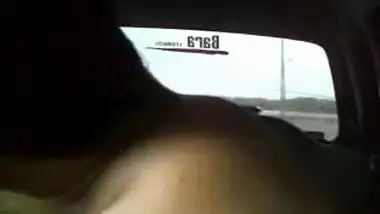 Awesome MMS video of Desi lovers having XXX fun in backseat of car