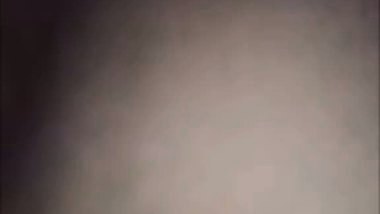 Married village boudi in video call viral nude show