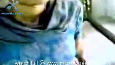 Snap Shots Of Slim Desi Girl