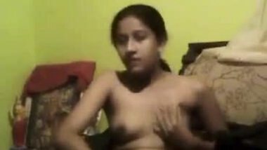 Lonely Indian girl nude video call viral MMS