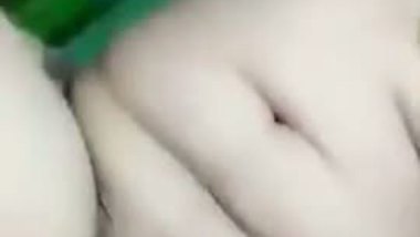 Bangladeshi mom gets all naked and shakes her Desi tits on XXX show