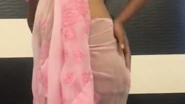 Shapely boobed desi bhabhi stripping saree