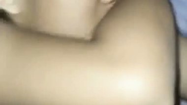 Stepsister sucking big dick of brother in incest sex clip