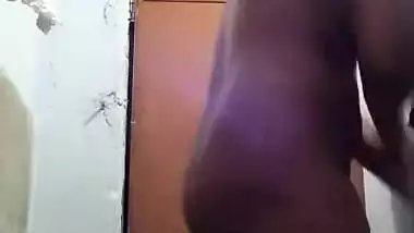 Indian Bhabhi Shower Selfie