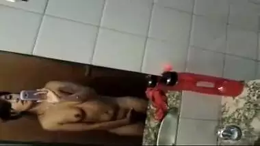 Assam girl self made mms video while masturbating