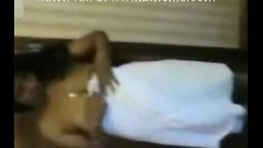 Mobile Recorded Desi Aunty Boobs