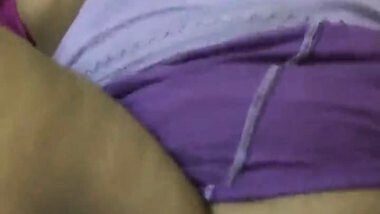 Mature aunty talking in phone while fucking