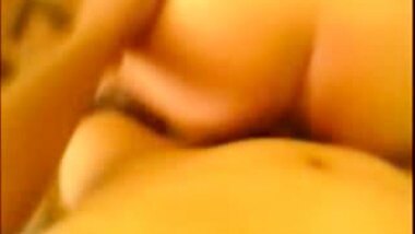 Mumbai college couple in action