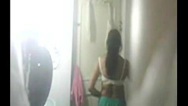 dress change of sister