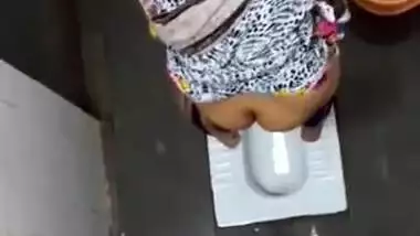 hidden camera in ladies toilet 2