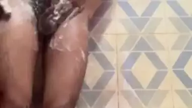 Mastrubution Indian boy while bathing