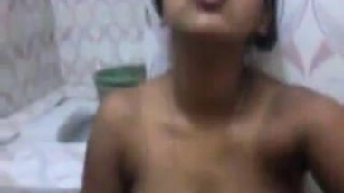 Horny Chick In The Shower