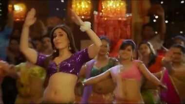 Kareena Kapoor Jerk Off Challenge (Fevicol Se Edition)