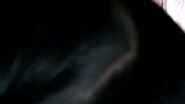 Busty Desi girl sucks cock and strokes it with XXX bulges in MMS video