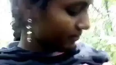 Sucking and fucking in forest porn