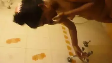 indian gf in shower scandal mms