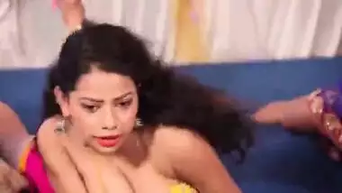 Desi Aunties 3Some Sexy Dance