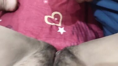 Hot And Romantic Indian Girl Fingering Masturbating With Boyfriend In Hairy Pussy