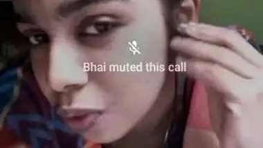 Indian video call sex chat of horny GF viral clip