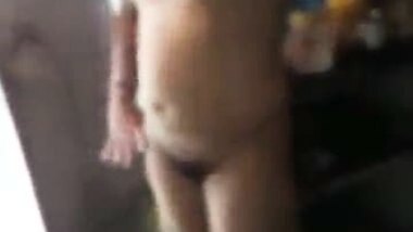 Telugu aunty ‘s nude dance for the rich client