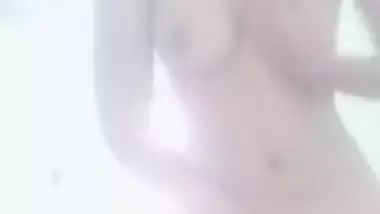 Sasiya Telugu hot slut girl naked solo video