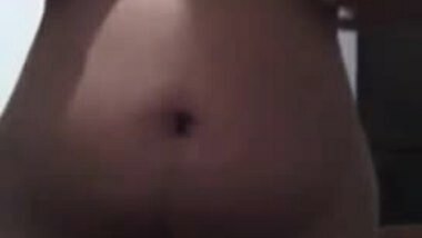 Horny Bhabhi Make Video For Husband