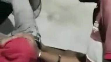 Indian 5 guyz enjoying with 1 girl