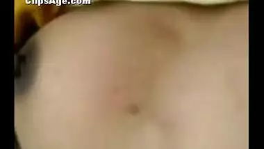 Tamil lady getting her boobs exposed off her yellow salwar kameez